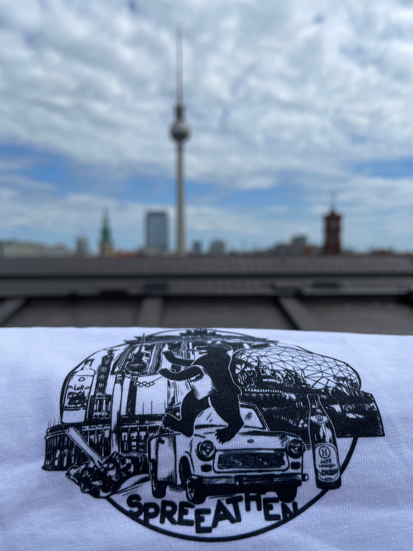 Chest Tee Berlin - Organic Shirt